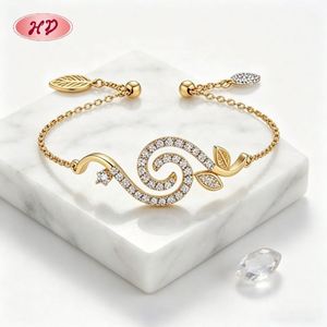 Brazalete de Latón Moderno con Baño de Oro de 18K y Circonitas AAA, Diseño de Hoja de Vid con Cadena, para Aniversario, Brazalete de Moda - Product Image 3