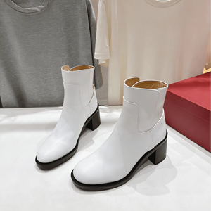 Botines de Tacón Cuadrado con Punta Redonda y Elástico Lateral para Mujer, Ideales para el Trabajo y Fiestas, Estilo Valentino - Product Image 1