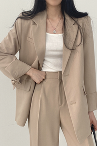 Set Donna Primavera 2026 Stile Coreano Chic: Giacca con Risvolto e Due Bottoni, Pantaloni a Vita Alta con Gamba Larga - Product Image 6