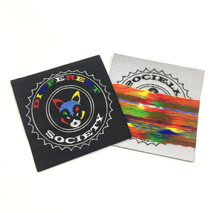 Etiqueta Principal Personalizada <span class=keywords><strong>de</strong></span> Poliéster <span class=keywords><strong>de</strong></span> Alta Densidad, Ecológica, Cortada con Láser, <span class=keywords><strong>para</strong></span> <span class=keywords><strong>Ropa</strong></span>, Satén, Damasco, Tejido, Precio Directo <span class=keywords><strong>de</strong></span> Fábrica - Product Image 1