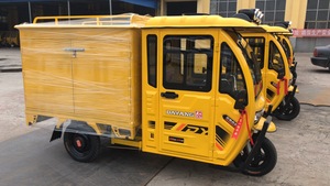 Nettoyeur Vapeur Électrique Monté sur Tricycle pour Applications Industrielles, Commerciales et de Nettoyage de Véhicules - Product Image 2