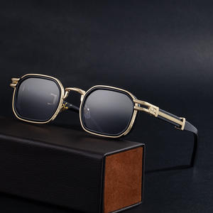 Lunettes de soleil carrées pour hommes Midas DG-98393P, monture noire en plastique et métal, verres polarisés TAC UV400, protection solaire classe 2, emballage boîte - Product Image 1