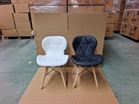 Chaise avec pieds en bois de hêtre pour table à manger, chaise de salle à manger en cuir, solide, blanche et noire