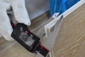 Suelo SPC de lujo 100% impermeable de 8 mm, suelo plástico rígido con sistema de clic, suelo SPC con calefacción <span class=keywords><strong>y</strong></span> calidez. - Product Image 5