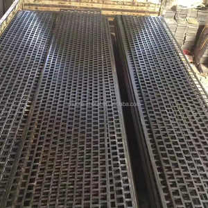 Panel Perforado de Acero/Hierro Galvanizado con Orificios Cuadrados y Anticorrosión para Estantes de Almacenamiento, Cercas Agrícolas y de Villas - Product Image 3