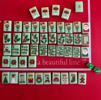 Tuiles de Mahjong de Noël 160 pièces, 1 couche, avec une ligne magnifique – Le set de Mahjong de Noël