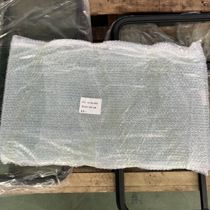 <strong>Front</strong> <strong>Glass</strong> of the Driver's Cab SD16 BULLDOZER 16Y-56C-00002 - Product Image 4