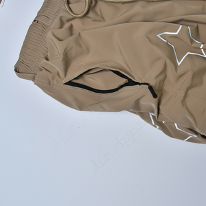 Pantalones de esquí al aire libre de la mejor calidad y de moda, pantalones holgados de snowboard transpirables de gran tamaño e impermeables con características a prueba de viento - Product Image 1