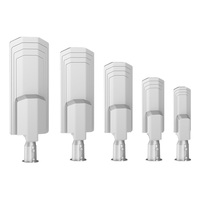 Lampadaire LED CHZ IP66 AC en alliage d'aluminium 100W à économie d'énergie pour routes de village et extérieur