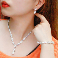 Ensemble de bijoux de mariage en cristal CZ plaqué argent, 3 pièces, pendentifs en forme de fleur, collier, bracelet et boucles d'oreilles pour femmes