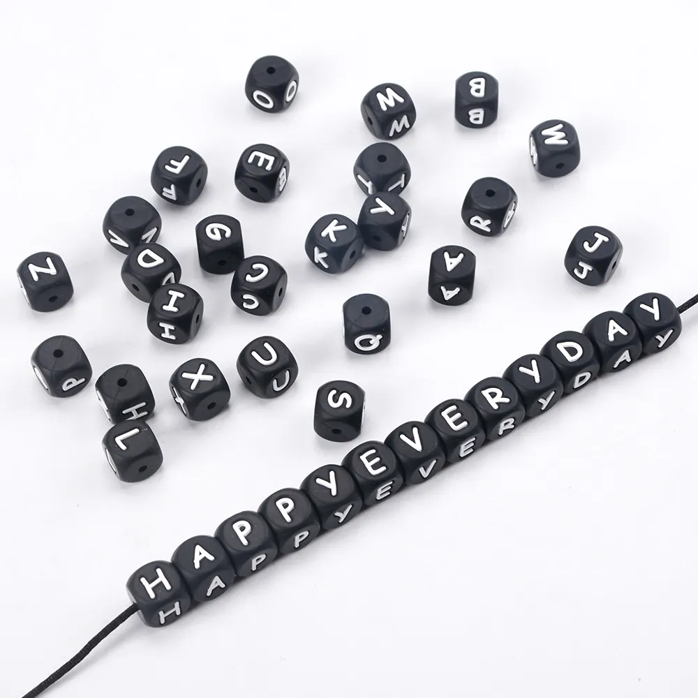 Wholesale New Popular Soft BPA Free Food Grade Silicone 12mm Black Letter Beads For Baby Teething And DIY Keychain Pens