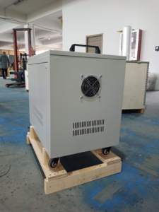 เครื่องแปลงไฟฟ้าคลื่นไซน์บริสุทธิ์ 11kw 15kw, ไฟเข้าแบบเฟสเดียว 220v, ไฟออกแบบสามเฟส 380v พร้อมสายกลาง - Product Image 1
