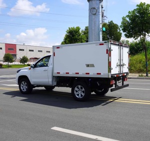 Camionnette frigorifique Foton <span class=keywords><strong>4x4</strong></span> diesel pour la chaîne du froid (médicaments, fruits, viande, crème glacée) - Product Image 4