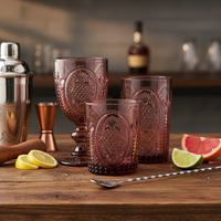 Gobelet à vin en verre personnalisé de style mexicain rétro en relief vert pour les mariages
