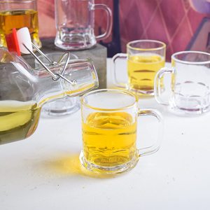 Mini-tasses à <span class=keywords><strong>bière</strong></span> en verre avec poignées, lot de 5 oz, verres à <span class=keywords><strong>bière</strong></span> en verre, verres à dégustation pour <span class=keywords><strong>congélateur</strong></span>, verres à boisson avec poignée - Product Image 1