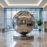 Grande sculpture de globe terrestre en acier inoxydable 304, poli miroir, pour l'aménagement extérieur des places publiques et des immeubles d'entreprise