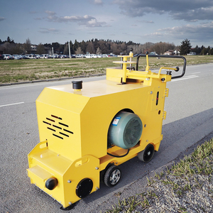 Fraiseuse à béton hydraulique complète portée, pour le décapage de revêtements routiers, avec moteur 15 kW pour le profilage de la chaussée en béton - Product Image 1