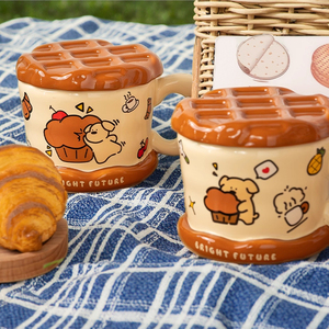 Caneca de Cerâmica para Uso Doméstico com Tampa e Alça, Design de Cachorrinho Waffle Fofo, Presente Empresarial, Grande Capacidade, Segura para Lava-Louças e Micro-ondas - Product Image 5
