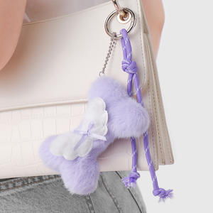 Fashionable da moda sevimli pembe deri ilmek peluş kemik sopa ilmek anahtarlık - Product Image 4