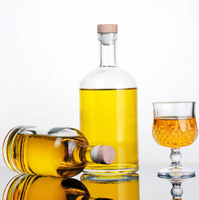 Bouteilles en verre de luxe en gros avec bouchons en caoutchouc 150ml/250ml pour emballage de vodka, diffuseur de parfum, marquage à chaud