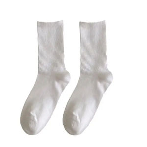 Großhandel Top-Qualität Crew Socken Bestickt Jacquard Weiß Schwarz Rot Design Logo Baumwolle Lässig Dünne Sports ocken - Product Image 5