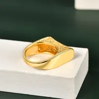 Bague Hip-hop carrée avec diamants en or, grand anneau exagéré, pour hommes et femmes