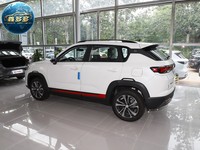 Nouveau stock 2025 CHANGAN CS35 SUV, transmission automatique haute vitesse, moteur turbo essence, pneus R16, traction avant, norme d'émission Euro VI, intérieur tissu, ACC, conduite à gauche