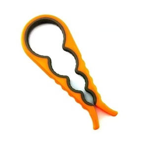 Apribottiglie 4 in 1 con Impugnatura Facile, Utensile Salva-Fortezza per Aprire Lattine, Bottiglie di Birra e Tappi a Vite, Gadget da Cucina Portatile - Product Image 5