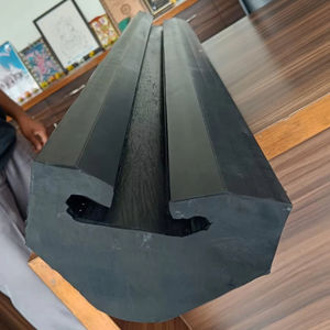 Procesamiento de corte personalizado disponible Revestimientos de agujero principal de acero forjado para plantas de cemento Larga vida útil Caucho Sakar RubTech - Product Image 3