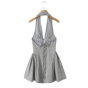 Vestido elegante y sexy con tirantes para mujer, Falda corta de cintura plisada con escote en V profundo de gama alta, vestido de gasa con diamantes de imitación - Product Image 3