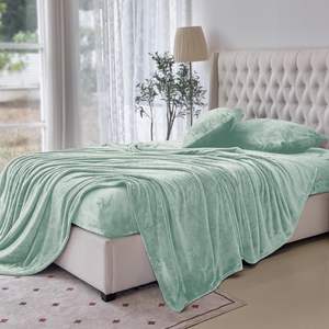 Set di Lenzuola in <span class=keywords><strong>Flanella</strong></span> di Poliestere Verde Menta, 4 Pezzi, Lussuosamente Morbido, Qualità Premium, Antistatico, <span class=keywords><strong>Copripiumino</strong></span> Moderno - Product Image 2