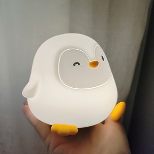 Lámpara Nocturna de Silicona con Forma de Pingüino, Recargable por USB, LED, Lámpara de Noche para Niños, Lámpara de Noche para Guardería con Doble Brillo - Product Image 2