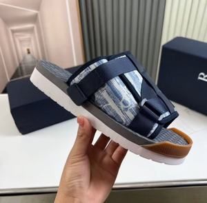 รองเท้าแตะกันลื่นสำหรับชายหาดกลางแจ้งของผู้ชายรองเท้าส้นแบนลำลองสไตล์ใหม่รองเท้าเดินกลางแจ้งสำหรับผู้ชายและผู้หญิงขายส่ง - Product Image 6