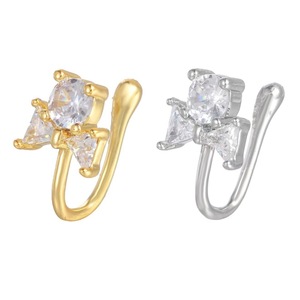 <span class=keywords><strong>Faux</strong></span> nez en forme de U anneau boucle d'<span class=keywords><strong>oreille</strong></span> Clip cuivre Zircon fleur narine <span class=keywords><strong>oreille</strong></span> <span class=keywords><strong>Cartilage</strong></span> pas de <span class=keywords><strong>Piercing</strong></span> femmes hommes bijoux accessoires - Product Image 1