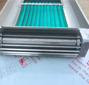 เครื่องจักรแปรรูปพริกแห้งคุณภาพสูง ทำจากสแตนเลส พร้อมเครื่องแยกเมล็ดพริกและเครื่องตัดพริก - Product Image 3