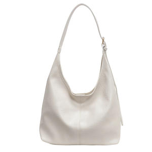 Sac à bandoulière en cuir marron, design incurvé simple, décontracté et polyvalent - Product Image 4