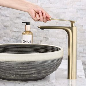 Beelee salle de bain navire évier <span class=keywords><strong>robinet</strong></span> haut brossé or flux <span class=keywords><strong>d</strong></span>'<span class=keywords><strong>eau</strong></span> un trou levier bain lavabo <span class=keywords><strong>robinet</strong></span> bassin mitigeur - Product Image 3