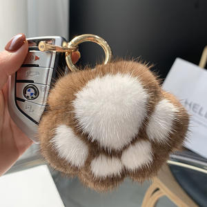 Venda quente Mink Fur <span class=keywords><strong>Cat</strong></span> Paw Plush Charm Bag Pingente Bonito Pata Carro Chaveiro Quarto Festa Decoração Plush Keychain Presente De Aniversário - Product Image 4