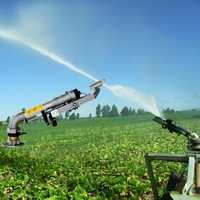 Aspersor de Riego Titán Jet 50 de Calidad Garantizada con Rotación Automática de 60m de Radio para Riego de Paisajes y Plantaciones de Caucho