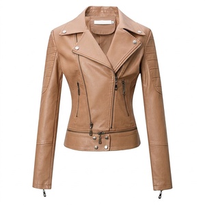 Veste en cuir véritable de style moderne pour femmes avec détails matelassés aux épaules, doublure lisse et fermeture éclair - Product Image 1