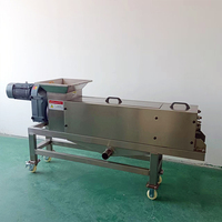 Enkelvoudige schroefpersmachine 304 roestvrij staal fruit- en groente-ontwateringsmachine industriële sapcentrifuge voor gember en kool