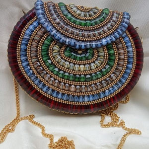 Mochilas de diseñador de arte popular de amor orgánico multicolor para mujer, bolsos de hombro, moda india, bordado, tallado, decoración del hogar - Product Image 2