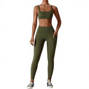 Vente en gros de 2 pièces, vêtements de sport pour femmes, taille mi-haute, logo uni sur le devant, soutien-gorge de sport sexy, vêtements de yoga actifs, ensembles de fitness - Product Image 1