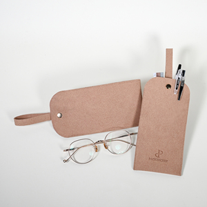 PackSecret Pochette à lunettes multifonction en microfibre avec logo personnalisé, étui épais en microfibre avec logo en creux pour l'emballage de lunettes - Product Image 2