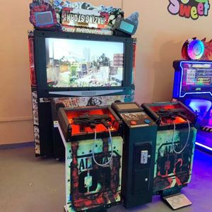 เครื่องเล่นเกมยิงปืนอาร์เคดแบบหยอดเหรียญขนาดใหญ่รุ่นใหม่สำหรับสองคน ใช้แบตเตอรี่แบบชาร์จได้ รับประกัน 1 ปี เหมาะสำหรับเล่นในร่ม - Product Image 4