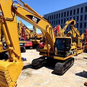 Excavadora de cadenas usada CAT 320B, amarilla, hidráulica, con accesorio de cazo de excavación - Product Image 1