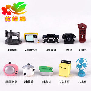 เครื่องใช้ไฟฟ้าในบ้านสไตล์เรโทร วันจินไล, ของตกแต่ง, ทีวีเรซิ่นสีดำขาว, วิทยุ, พัดลม, นาฬิกาแขวนผนัง, กล้องสไตล์ยุโรป - Product Image 5