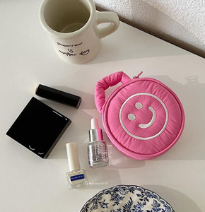 Nouvelle Trousse de Maquillage Portable Grande Capacité avec Rabat, Motif Visage Souriant Tendance, pour Usage Quotidien – Boîte de Rangement Cosmétique pour Femme - Product Image 6