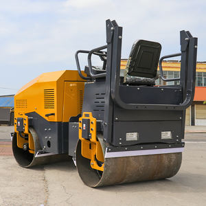 Factory Direct Sales 1.5 Ton Durable Vibratory Roadroller Compactor Double Drive Motor Core Cheap Vibratory Road <b>Roller</b> - Product Image 2