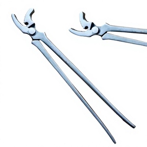 Herramienta de Herrador de 14 Pulgadas para Reparación de Herraduras y Cuidado de Pezuñas, Herramienta de Herradurado de Alta Calidad con Certificación ISO/CE, Marca Medtrust Surgical - Product Image 1
